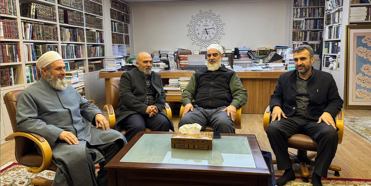 Genel Başkan Yardımcımız Ve Genel Sekreterimiz Sosyal Doku Vakfı Genel Başkanı Nurettin Yıldız Hocaya Ziyaret Etti